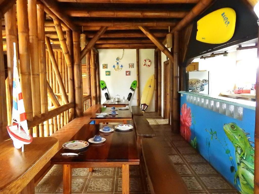 El Bochinche Hotel Mompiche Luaran gambar