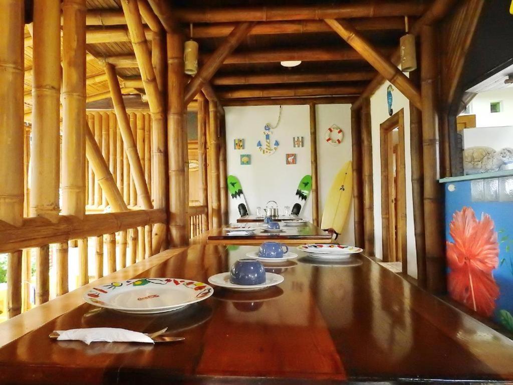El Bochinche Hotel Mompiche Luaran gambar