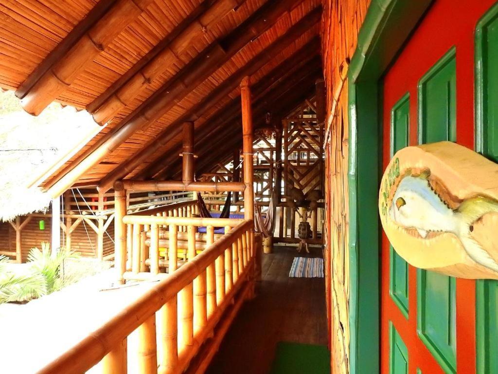 El Bochinche Hotel Mompiche Luaran gambar